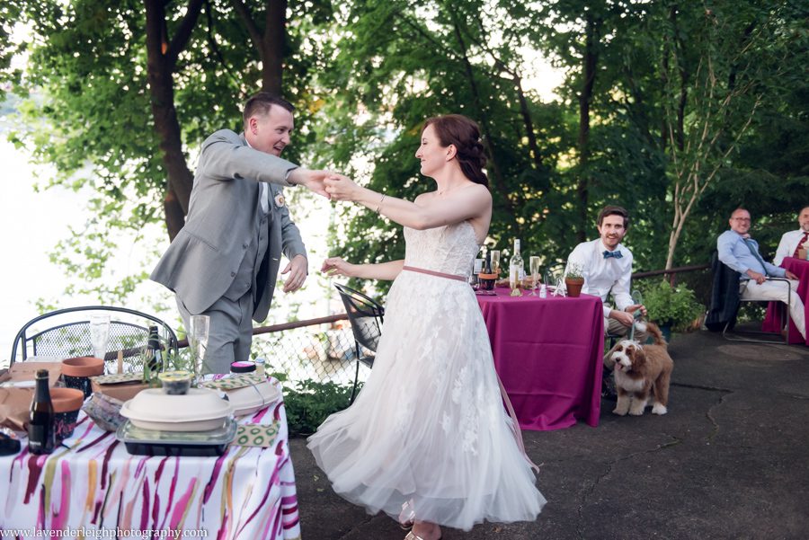 <alt>bride and groom dancing at Choderwood in Pittsburgh, Pennsylvania</alt>