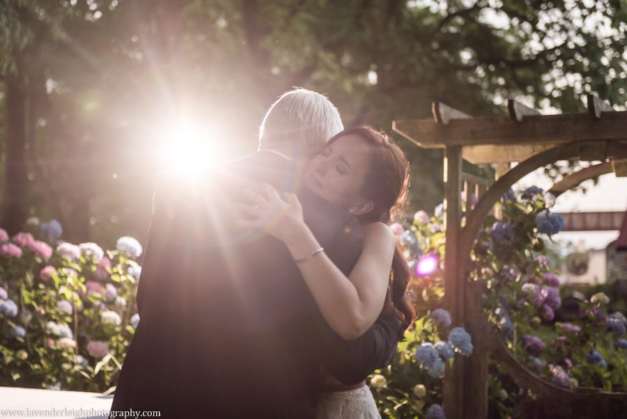 <alt>bride and father dance at Choderwood in Pittsburgh, Pennsylvania</alt>