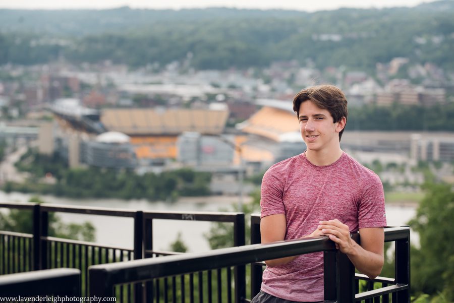 <alt>pittsburgh senior photographer Lavender Leigh Photography on Mt. Washington</alt>