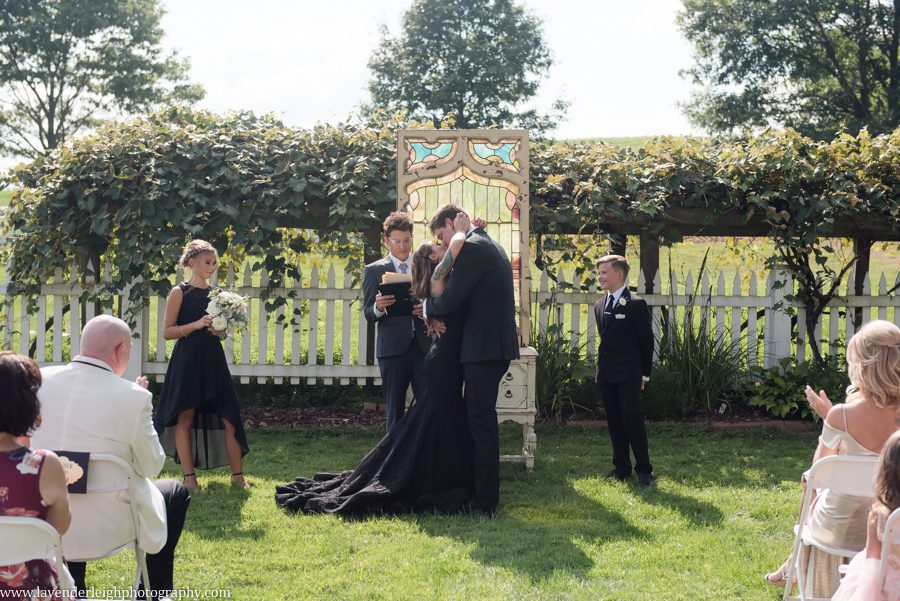 <alt>a Pop Up Wedding at West Overton Barn in the suburbs of Pittsburgh, Pennsylvania, photographs by Lavender Leigh Photography</alt>