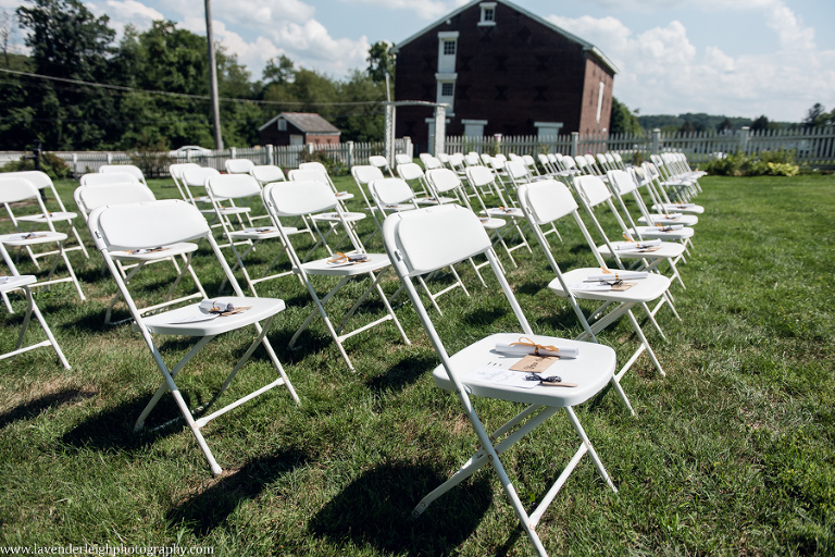 <alt>a Pop Up Wedding at West Overton Barn in the suburbs of Pittsburgh, Pennsylvania, photographs by Lavender Leigh Photography</alt>