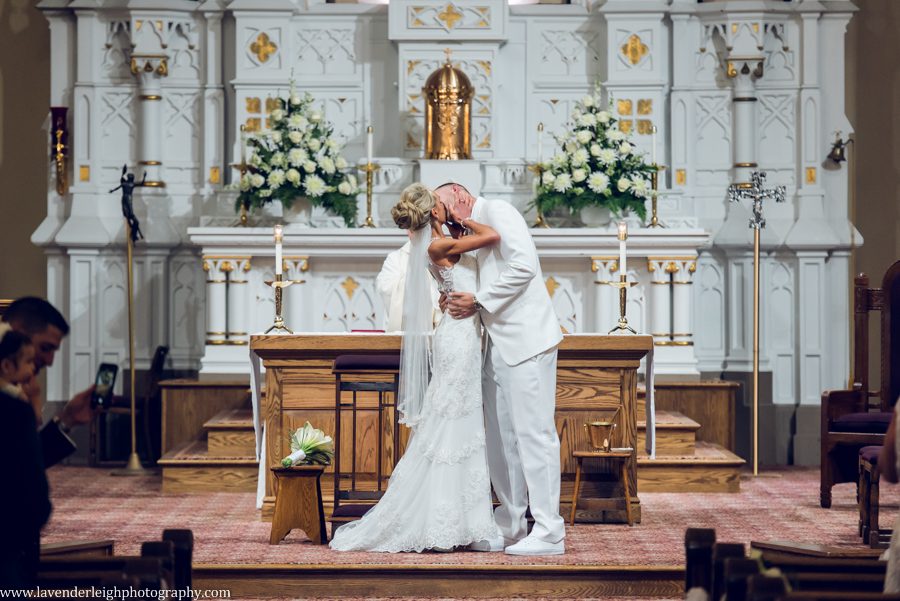 <alt>Pittsburgh wedding, engagement, and boudoir photographer, Lavender Leigh Photography, at the Indigo Hotel and The LeMont Restaurant</alt>