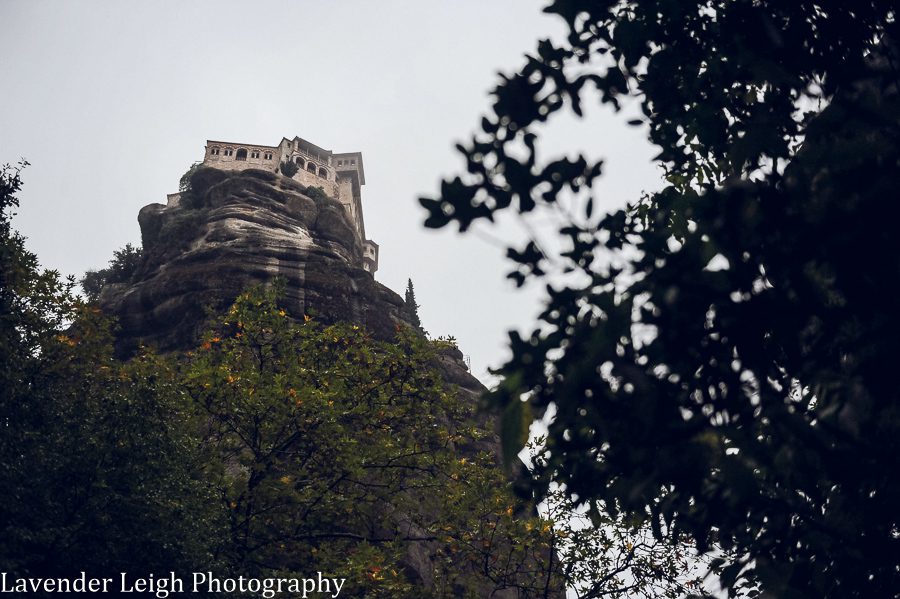 <alt>meteora monasteries in Kalambaka, Greece</alt>