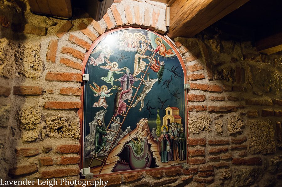 <alt>meteora monasteries in Kalambaka, Greece</alt>