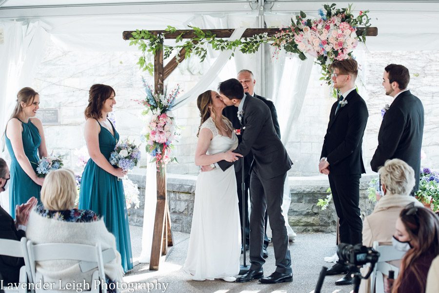 <alt>lavender leigh photography pittsburgh wedding photographer</alt>