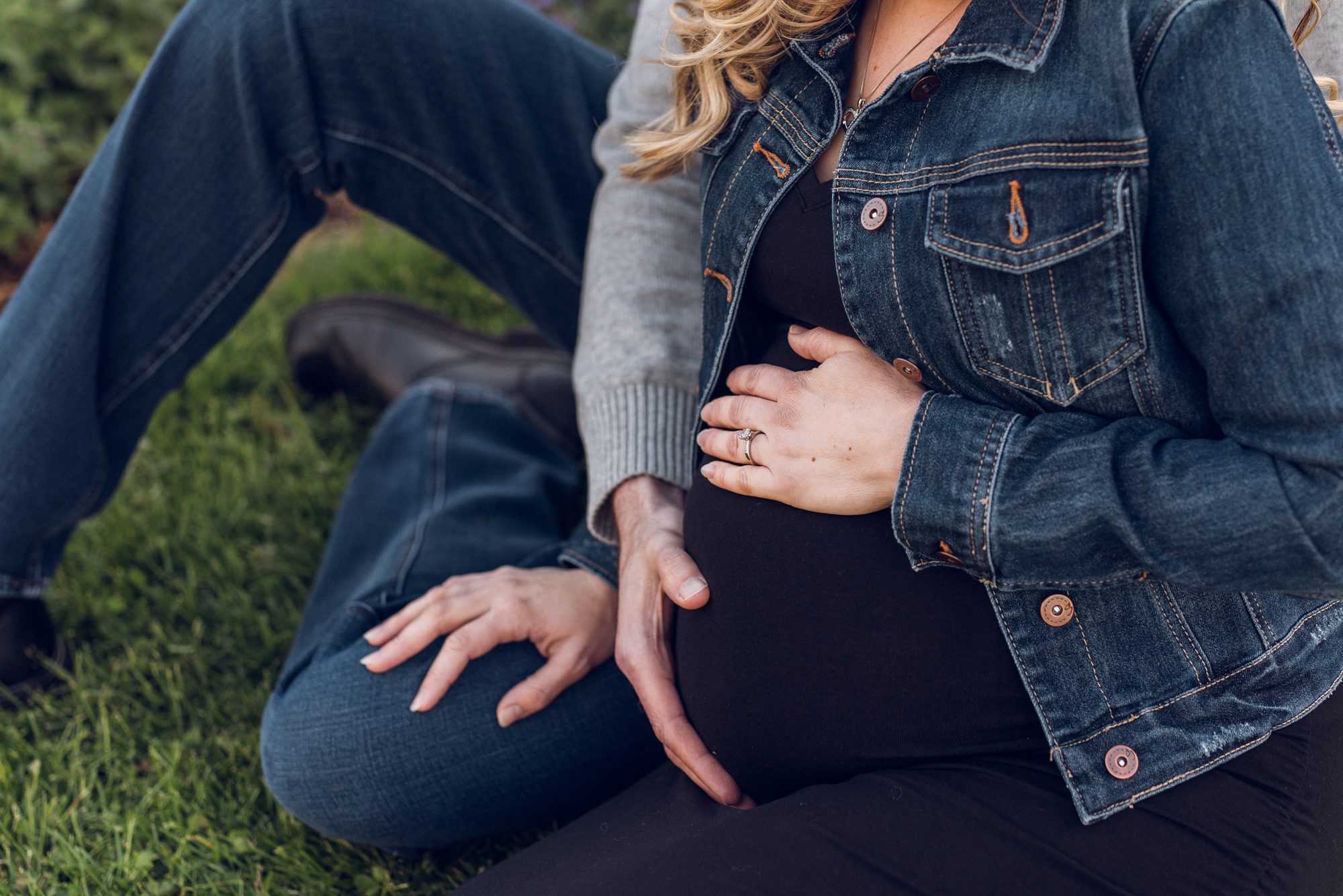 <alt>pittsburgh pennsylvania portrait, boudoir, and wedding photographer lavender leigh photography</alt>