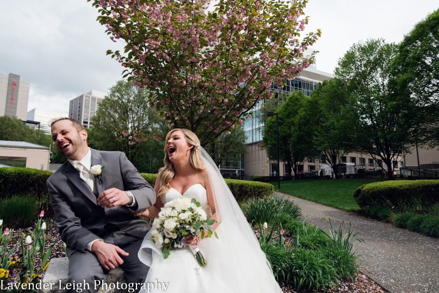 <alt> pittsburgh airport marriot wedding by lavender leigh photography</alt>