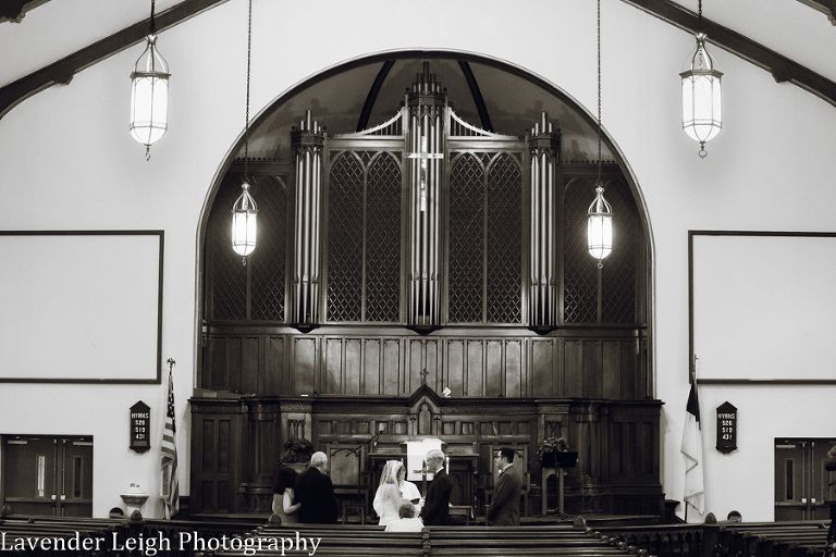 <alt>Washington PA, First United Methodist Church Wedding lavender leigh photography</alt>