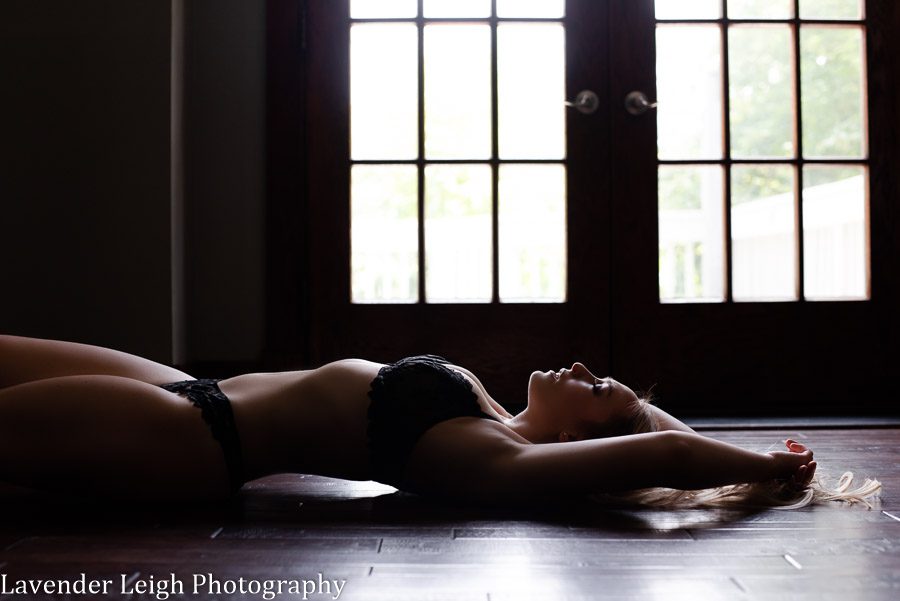 <alt>Pittsburgh Pennsylvania Boudoir Photographer, Lavender Leigh Photography</alt>