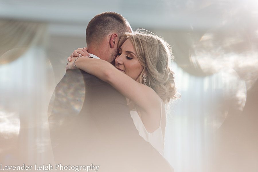 <alt>Southpointe Golf Club Wedding in Pittsburgh Pennsylvania, by Lavender Leigh Photography</alt>