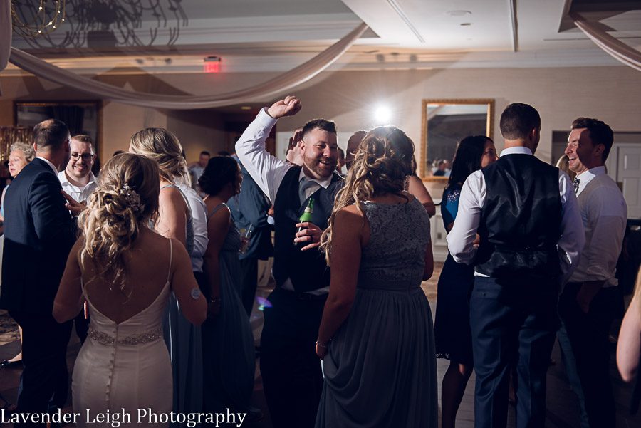<alt>Southpointe Golf Club Wedding in Pittsburgh Pennsylvania, by Lavender Leigh Photography</alt>