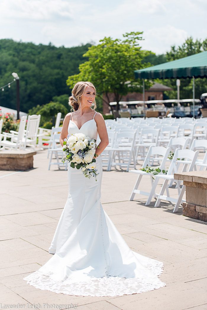 <alt>Southpointe Golf Club Wedding in Pittsburgh Pennsylvania, by Lavender Leigh Photography</alt>