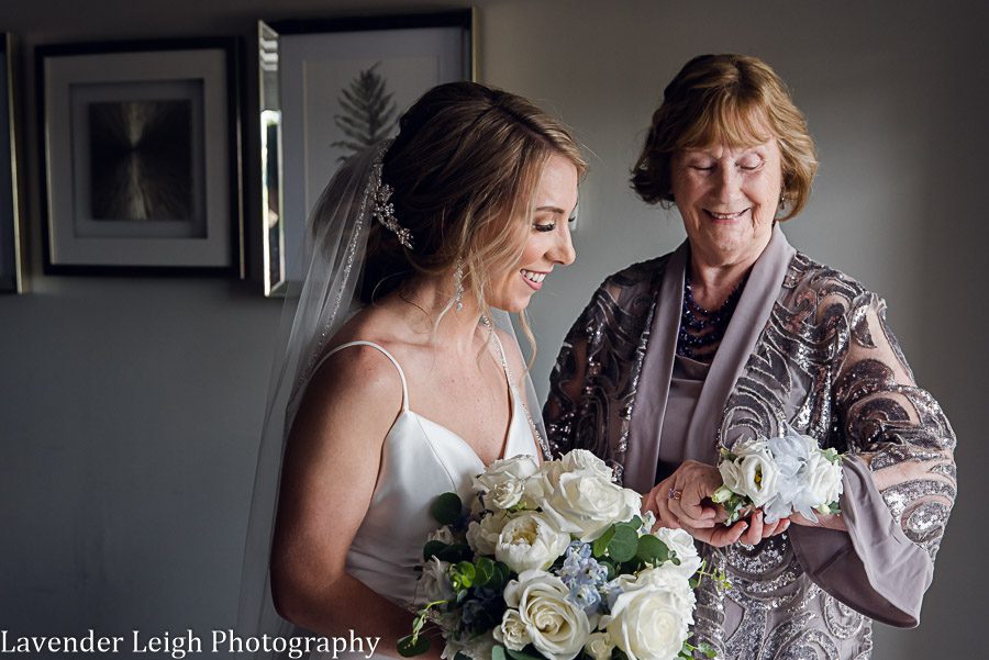 <alt>Southpointe Golf Club Wedding in Pittsburgh Pennsylvania, by Lavender Leigh Photography</alt>