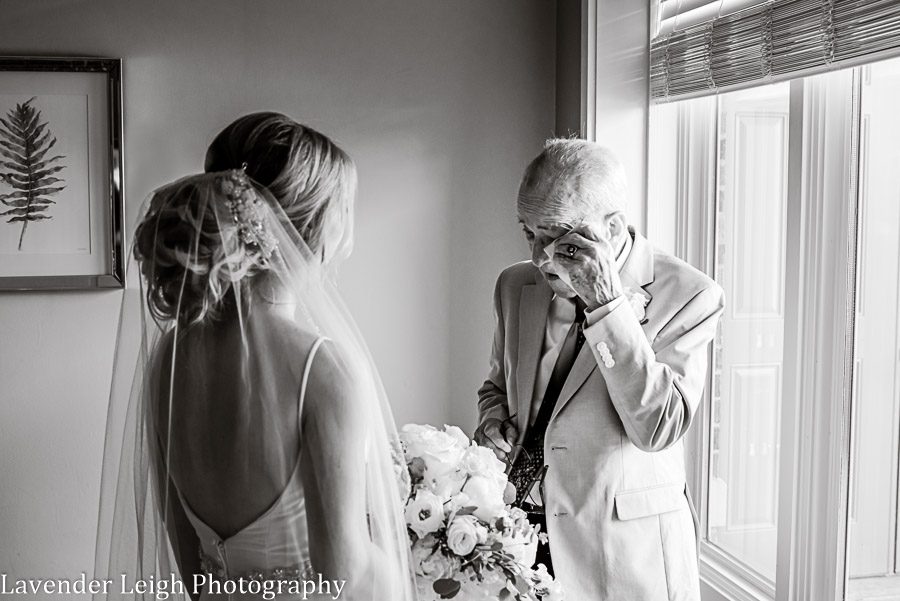 <alt>Southpointe Golf Club Wedding in Pittsburgh Pennsylvania, by Lavender Leigh Photography</alt>