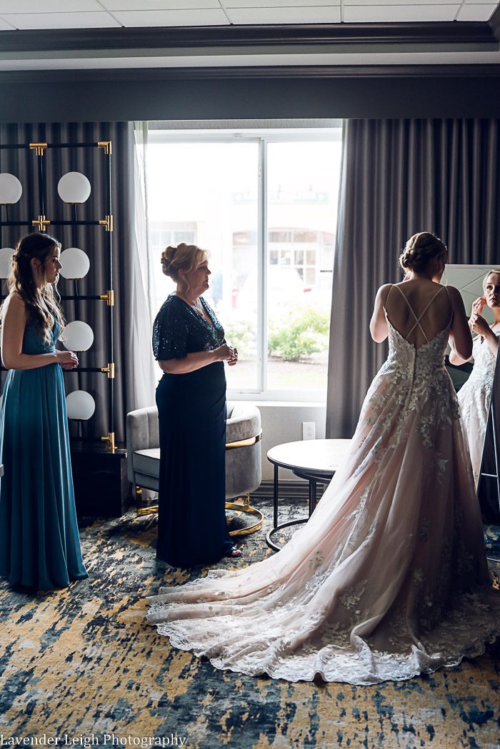 <alt>pittsburgh pennsylvania wedding photographer, Hilton Garden Inn Southpointe, Lavender Leigh Photography</alt>