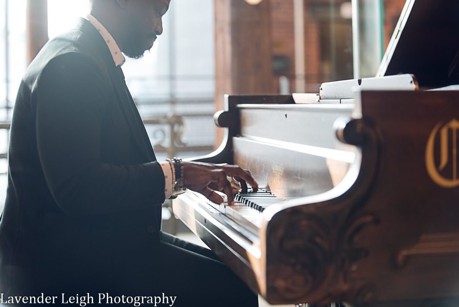<alt>Heinz History Center Wedding Pittsburgh, Pennsylvania, Lavender Leigh Photography</alt>