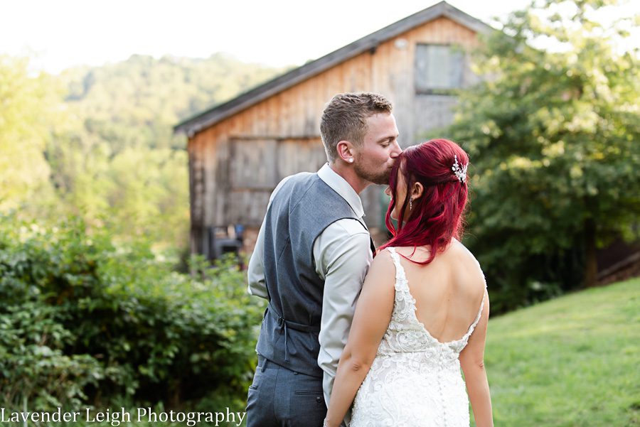 <alt>Five Pines Barn Wedding Photographer Pittsburgh Irwin Pennsylvania</alt>