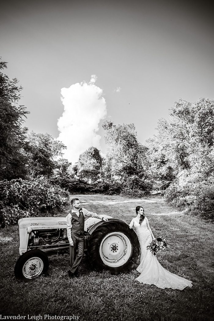 <alt>Five Pines Barn Wedding Photographer Pittsburgh Irwin Pennsylvania</alt>