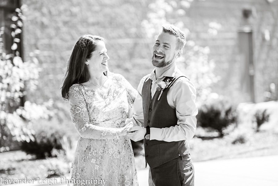 <alt>Five Pines Barn Wedding Photographer Pittsburgh Irwin Pennsylvania</alt>