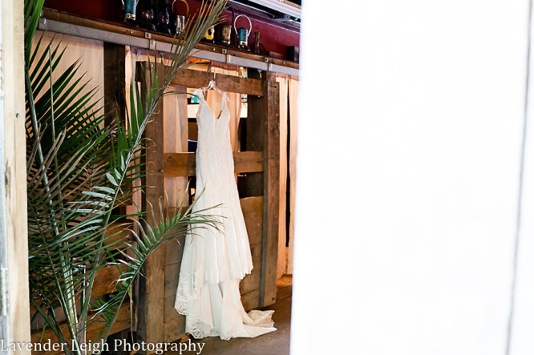 <alt>Five Pines Barn Wedding Photographer Pittsburgh Irwin Pennsylvania</alt>