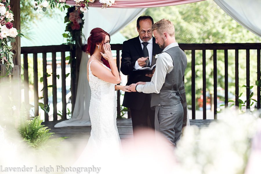 <alt>Five Pines Barn Wedding Photographer Pittsburgh Irwin Pennsylvania</alt>