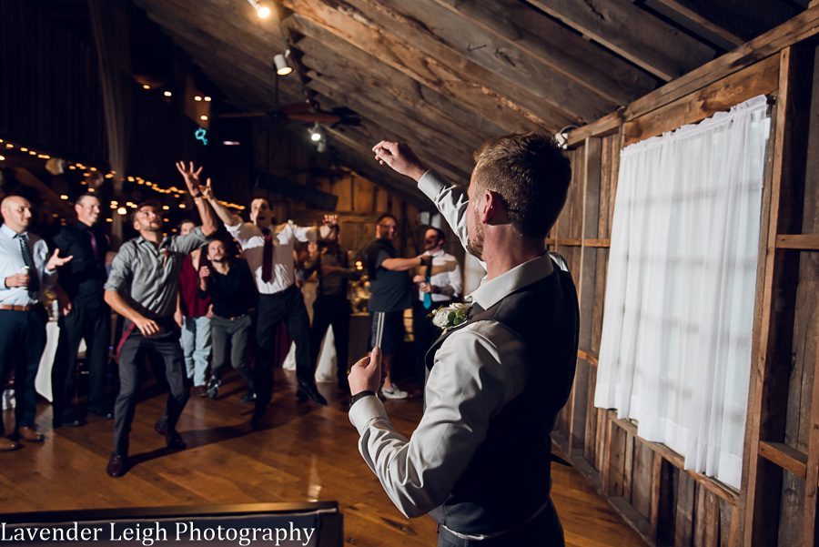 <alt>Five Pines Barn Wedding Photographer Pittsburgh Irwin Pennsylvania</alt>