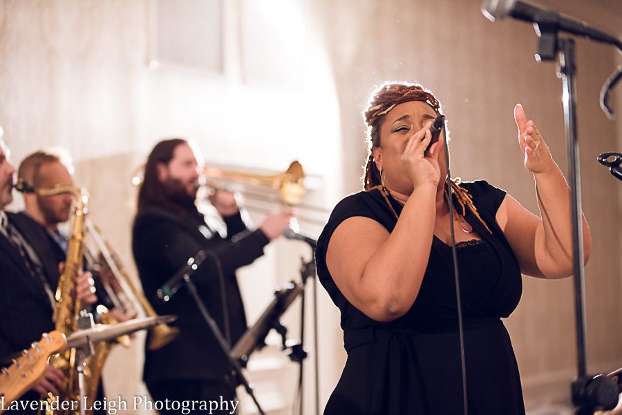 <alt>pittsburgh wedding photographer lavender leigh photography at the pittsburgh field club</alt>