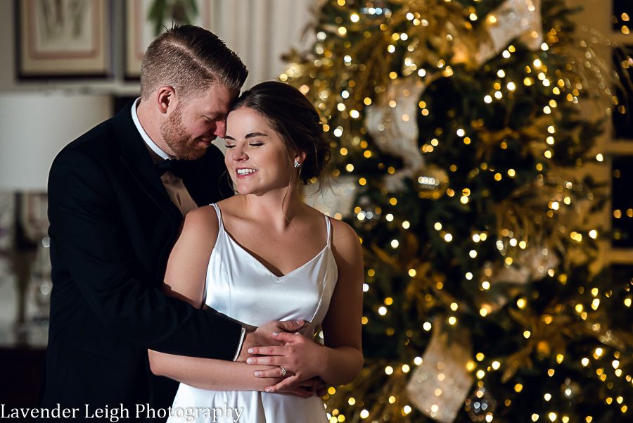 <alt>pittsburgh wedding photographer lavender leigh photography at the pittsburgh field club</alt>