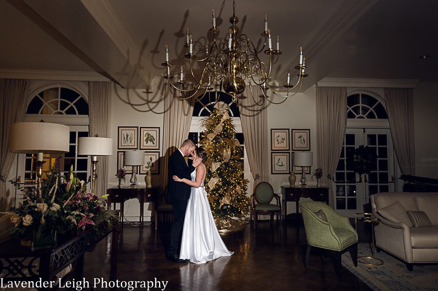 <alt>pittsburgh wedding photographer lavender leigh photography at the pittsburgh field club</alt>