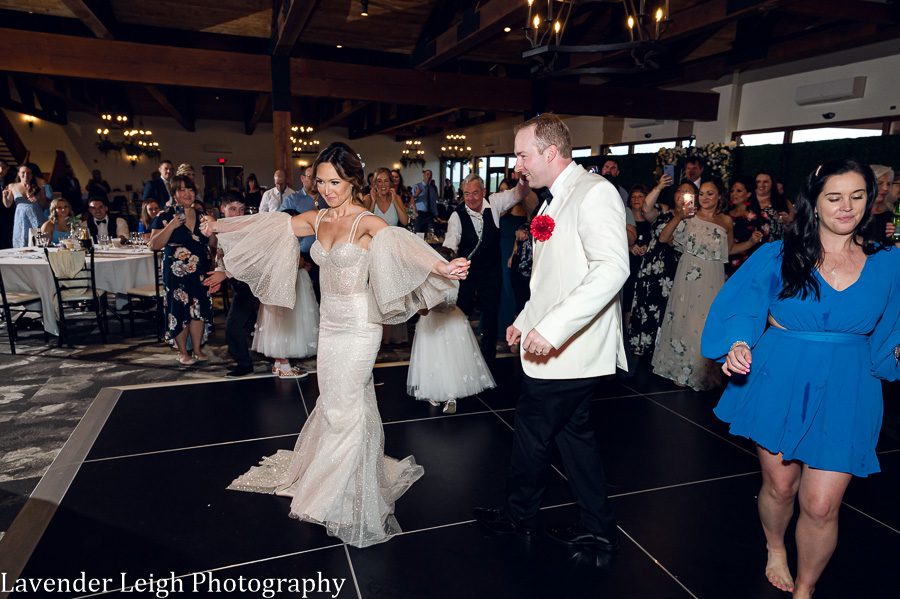 <alt>A wedding at The Club at Blackthorne in Jeannette, Pennsylvania photographed by Lavender Leigh Photography</alt>