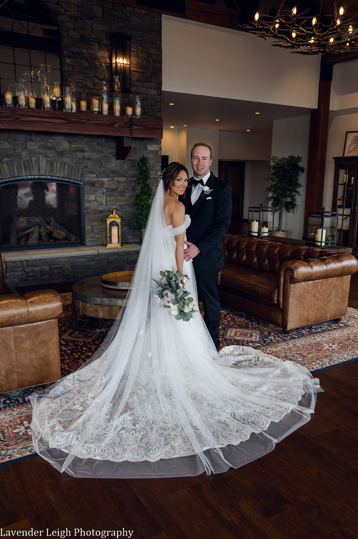 <alt>A wedding at The Club at Blackthorne in Jeannette, Pennsylvania photographed by Lavender Leigh Photography</alt>
