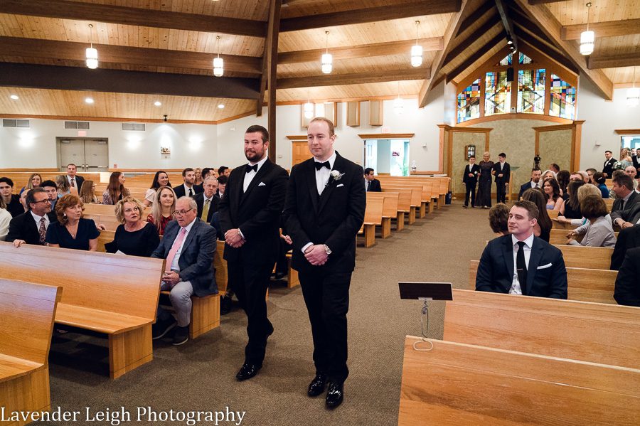 <alt>A wedding at The Club at Blackthorne in Jeannette, Pennsylvania photographed by Lavender Leigh Photography</alt>
