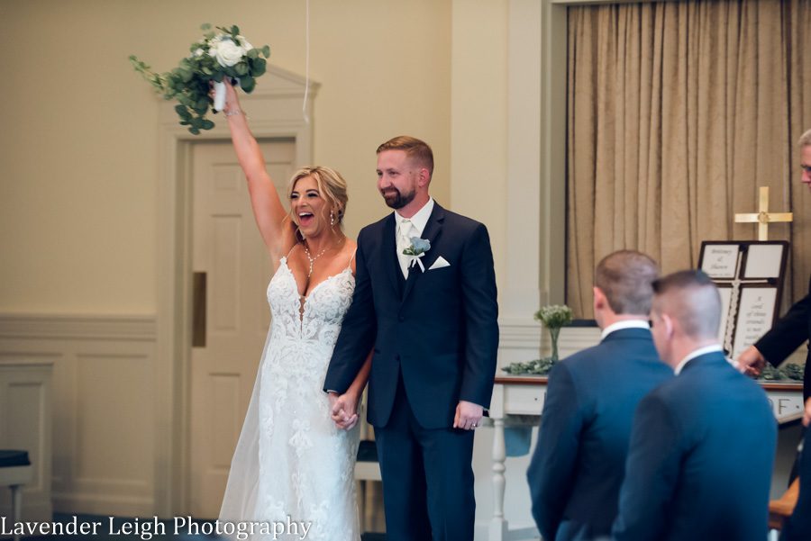 <alt>autumn wedding at the Chartier's Room in Bridgeville, Pennsylvania</alt>