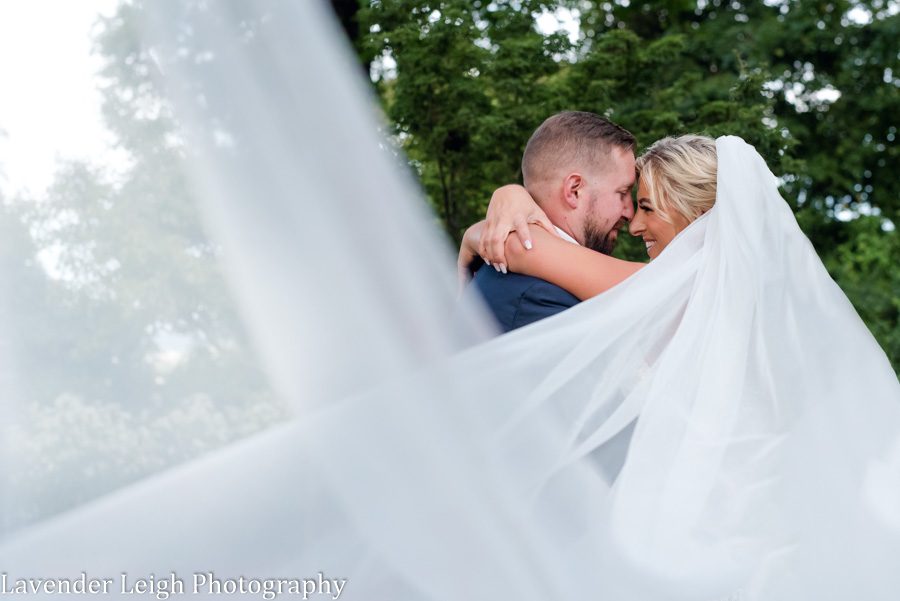 <alt>autumn wedding at the Chartier's Room in Bridgeville, Pennsylvania</alt>