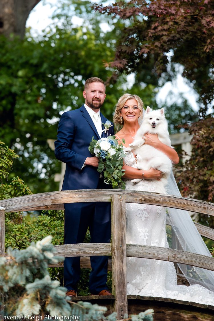 <alt>autumn wedding at the Chartier's Room in Bridgeville, Pennsylvania</alt>