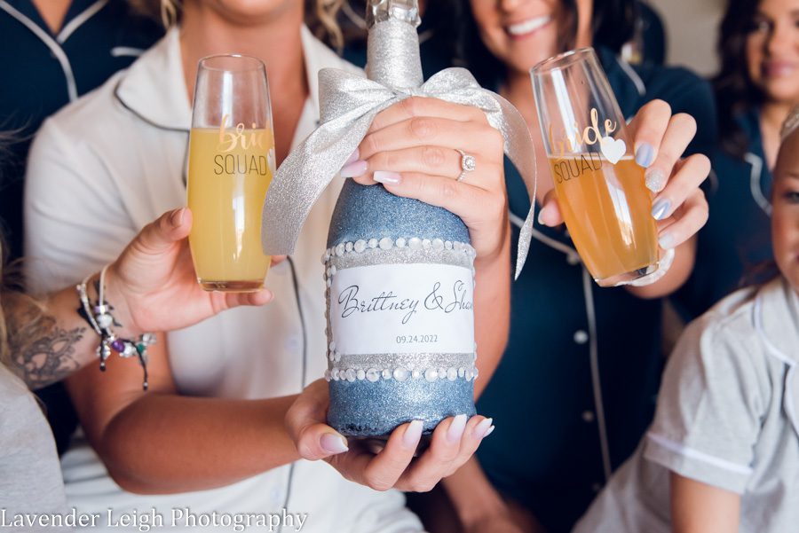 <alt>autumn wedding at the Chartier's Room in Bridgeville, Pennsylvania</alt>