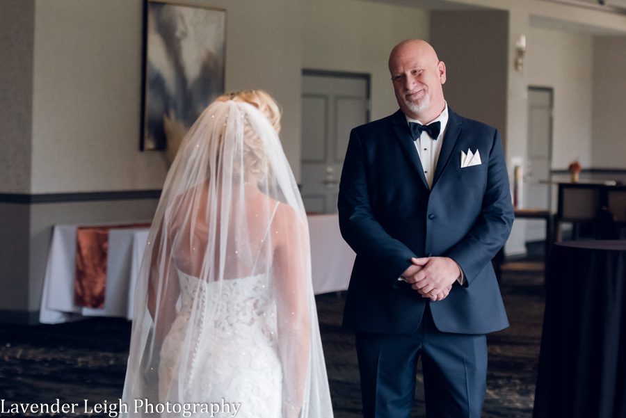 <alt>autumn wedding at the Chartier's Room in Bridgeville, Pennsylvania</alt>