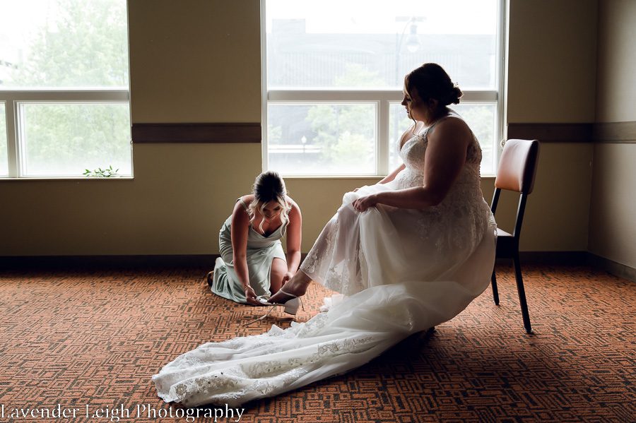 <alt>hyatt house south side pittsburgh wedding, lavender leigh photography</alt>