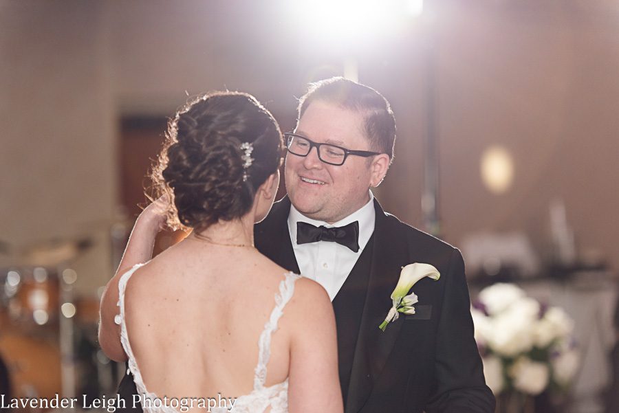 <alt>wyndham grand pittsburgh wedding by lavender leigh photography</alt>