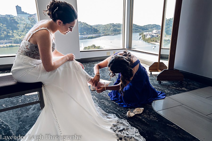 <alt>wyndham grand wedding by lavender leigh photography</alt>