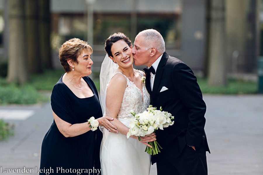 <alt>wyndham grand wedding by lavender leigh photography</alt>