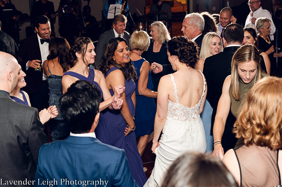 <alt>wyndham grand pittsburgh wedding by lavender leigh photography</alt>