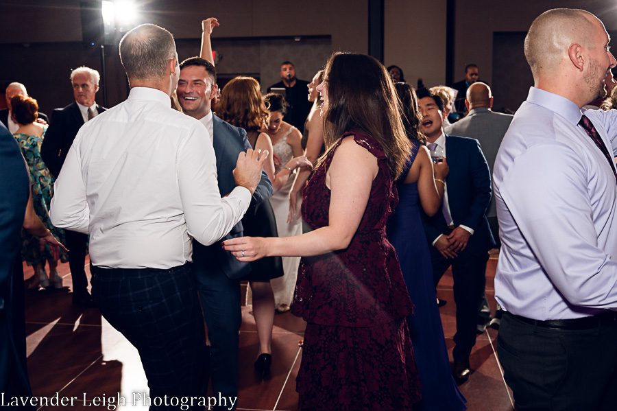 <alt>wyndham grand pittsburgh wedding by lavender leigh photography</alt>