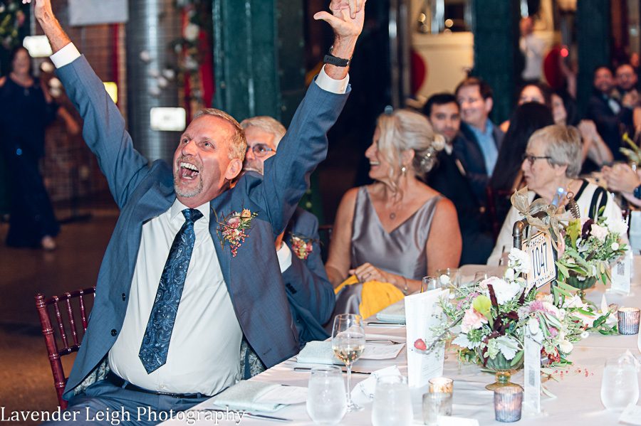 <alt>heinz history center wedding by lavender leigh photography<alt>