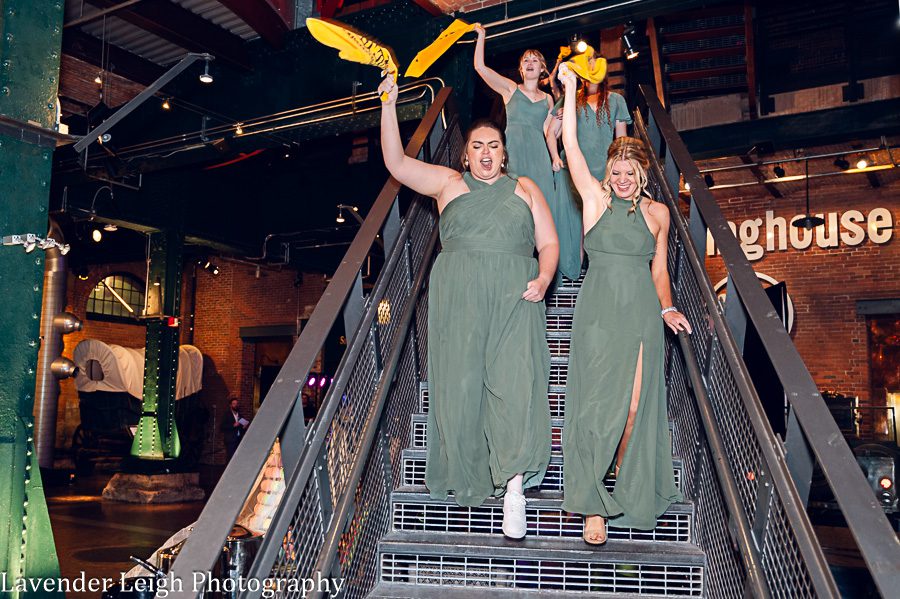 <alt>heinz history center wedding by lavender leigh photography<alt>