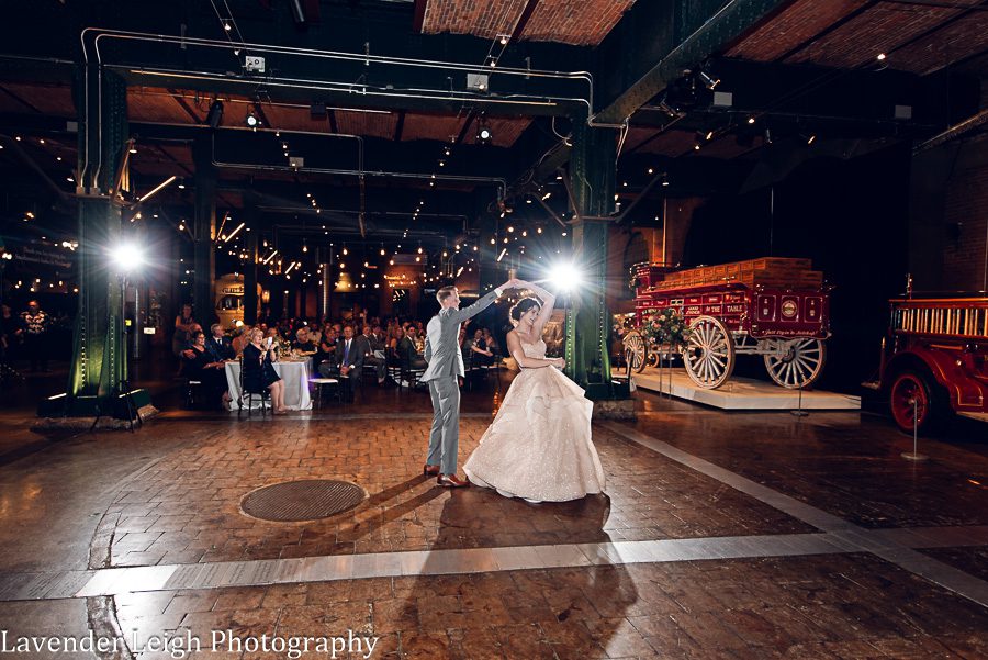 <alt>heinz history center wedding by lavender leigh photography<alt>
