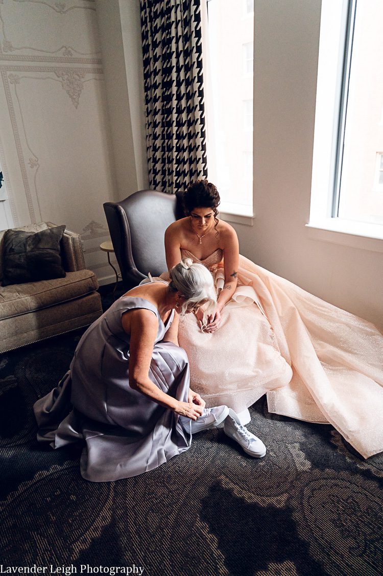 <alt>Heinz History Center wedding by Lavender Leigh Photography</alt>