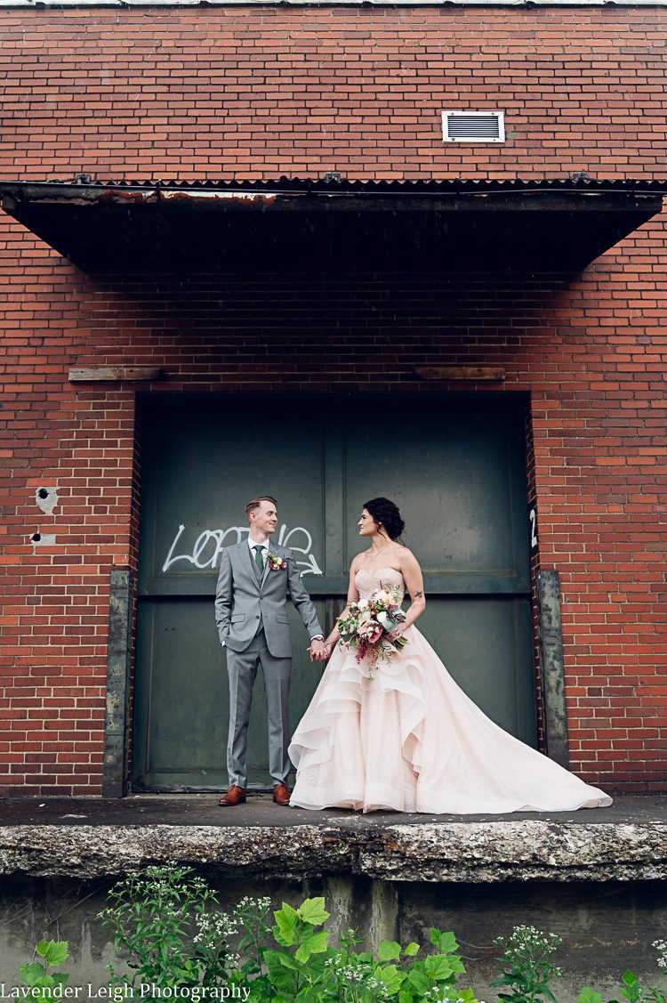 <alt>heinz history center wedding by lavender leigh photography<alt>