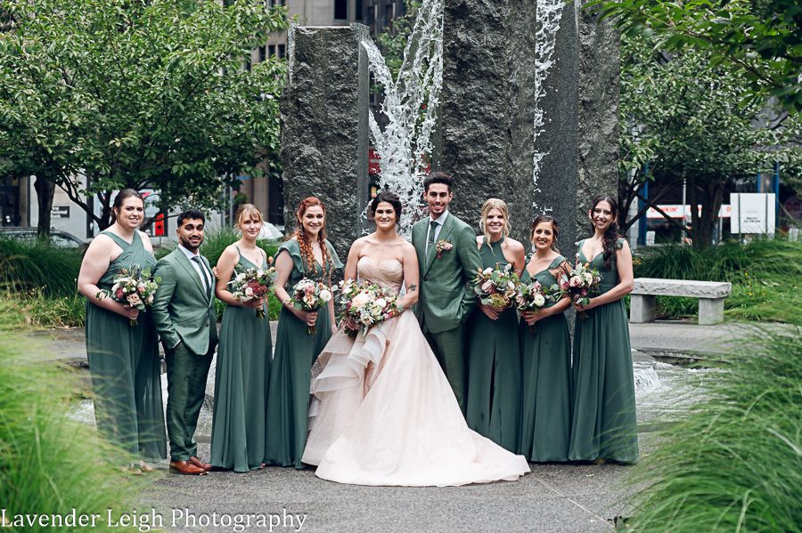 <alt>heinz history center wedding by lavender leigh photography<alt>