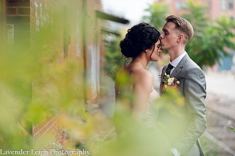 <alt>heinz history center wedding by lavender leigh photography<alt>